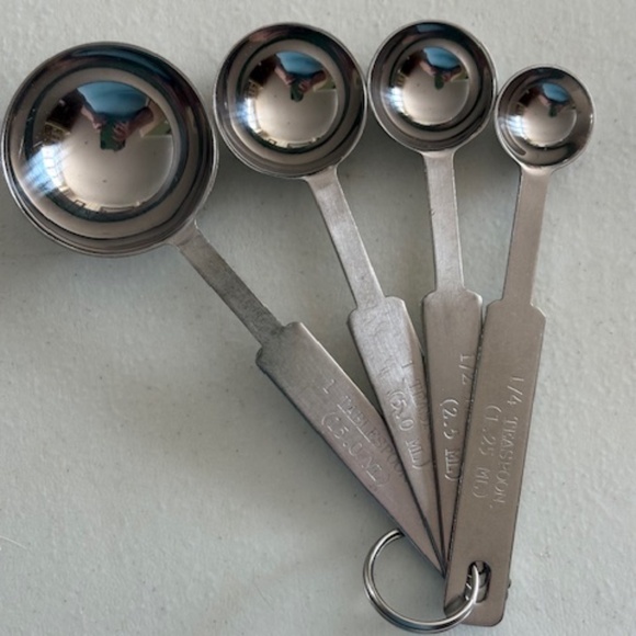 Measuring Spoons - Picture 1 of 1